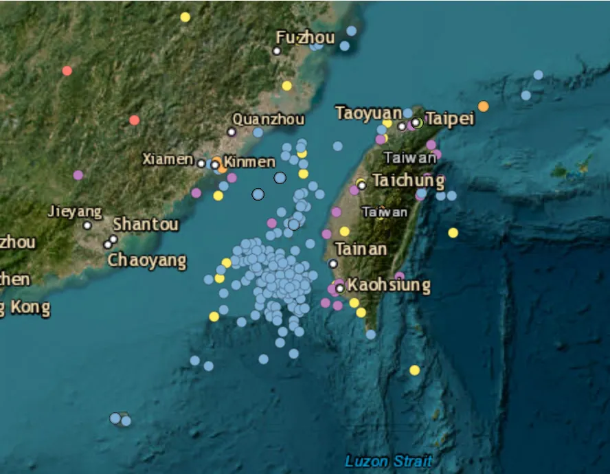 18 Chinese military aircraft and 14 naval ships tracked around Taiwan