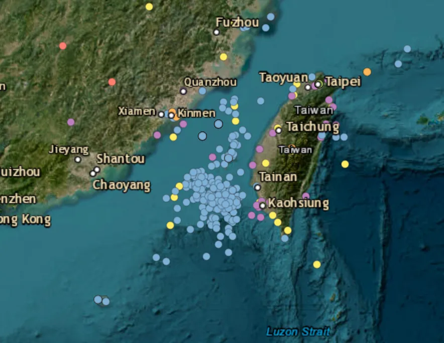 12 Chinese military aircraft and naval ships tracked around Taiwan