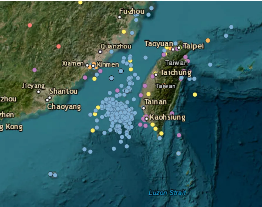 Eight Chinese military aircraft tracked around Taiwan