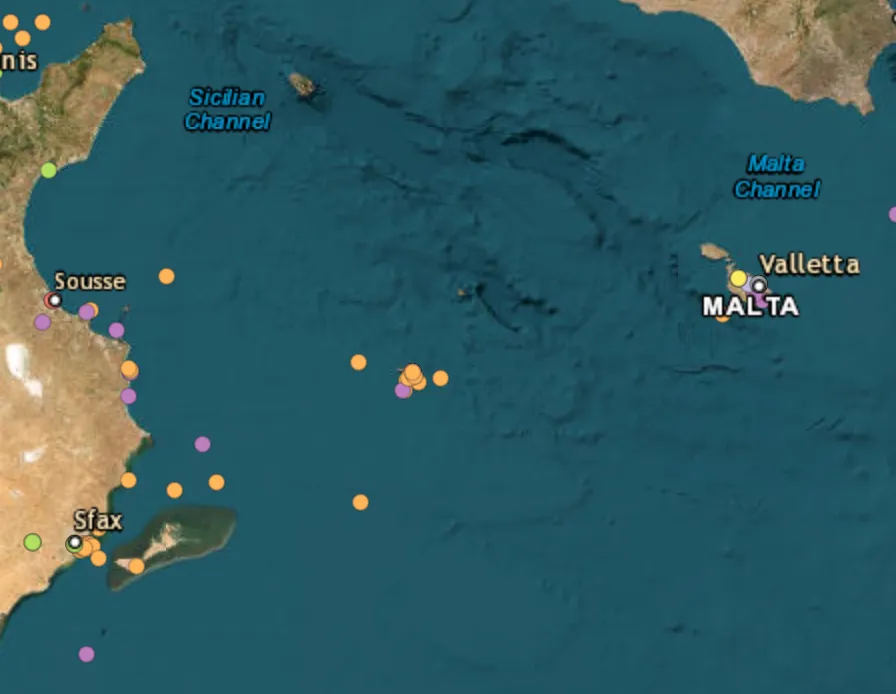 Migrant boat capsizes off Lampedusa