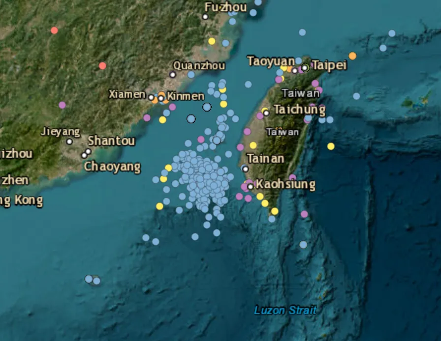 Ten Chinese military aircraft and five naval vessels tracked around Taiwan