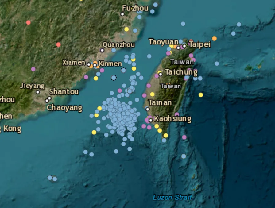 Eight Chinese military aircraft and six naval vessels tracked around Taiwan