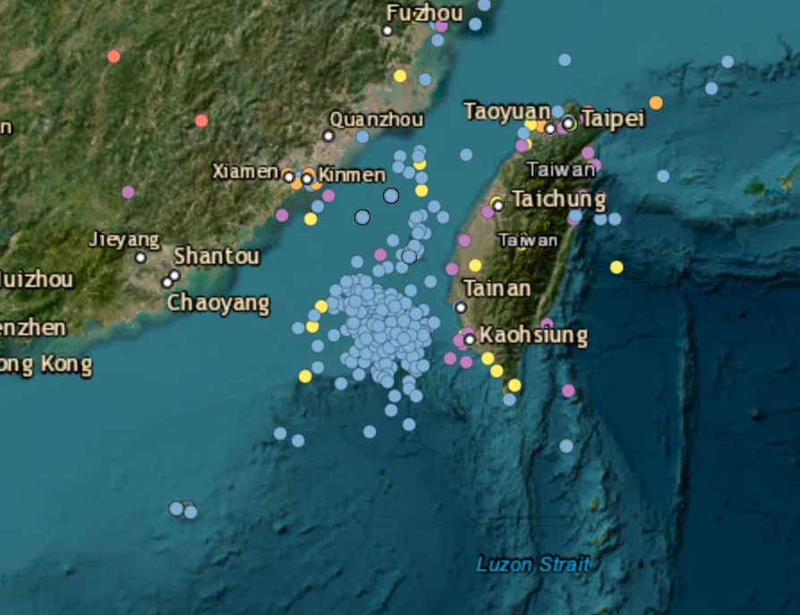 Six Chinese military aircraft and five naval vessels tracked around Taiwan